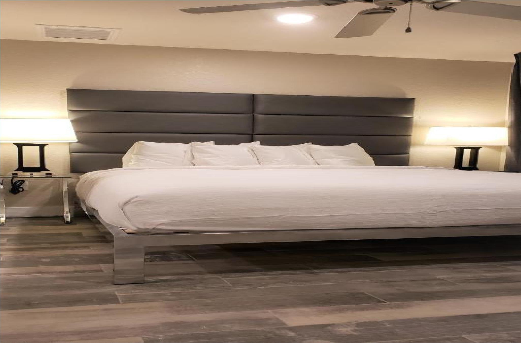 Barefoot Beach Club St. Pete Beach Esterno foto